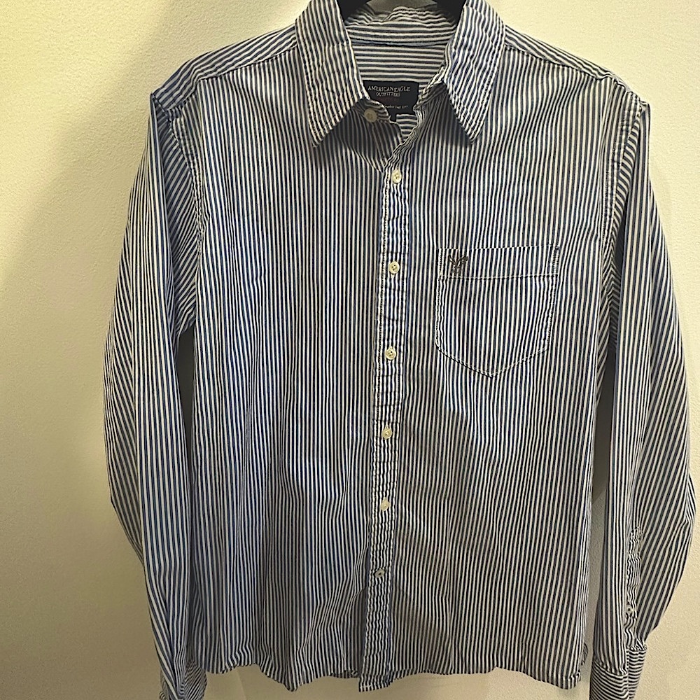 American Eagle sky blue/white striped long-sleeved shirt